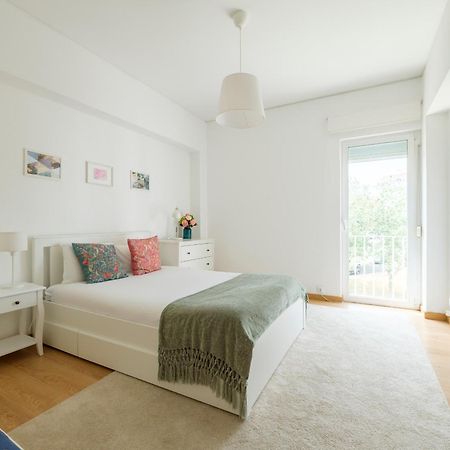Olivais Spacious Apartment Near Airport リスボン エクステリア 写真